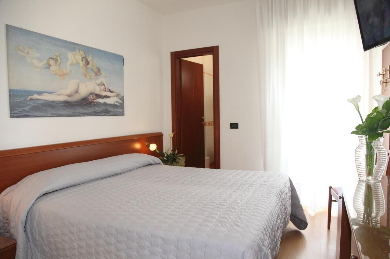 Hotel Gran Venere Beach 3 Superior Бибионе Экстерьер фото