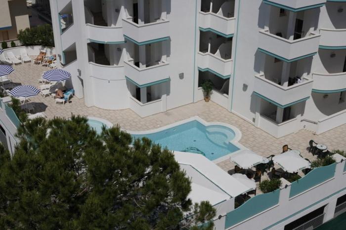 Hotel Gran Venere Beach 3 Superior Бибионе Экстерьер фото