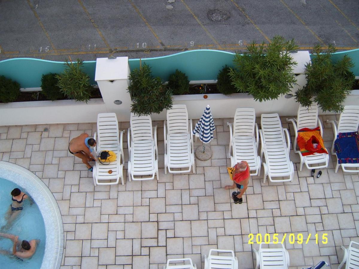 Hotel Gran Venere Beach 3 Superior Бибионе Экстерьер фото
