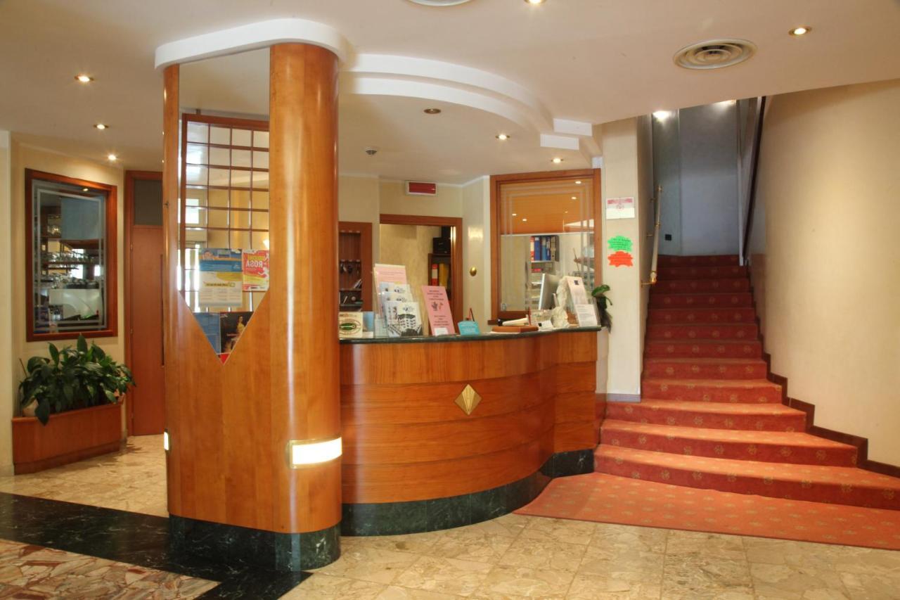 Hotel Gran Venere Beach 3 Superior Бибионе Экстерьер фото
